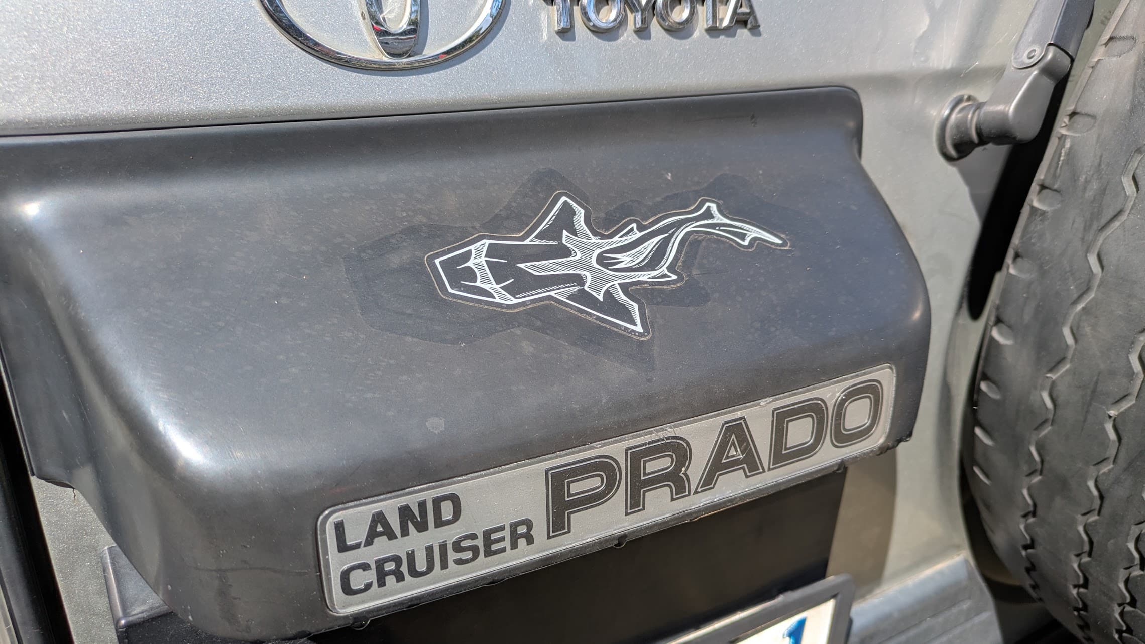 The Port Jackson sticker on the rear door of a Land Cruiser